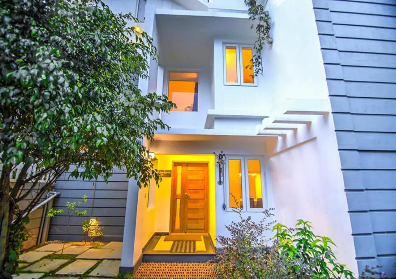 Dazzle Villa Resort Kalpetta Kültér fotó